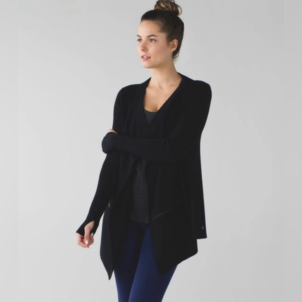 Lululemon Resolution Wrap
Sweater Cashmere Blend
Long Cardigan Sz 6/8